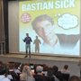 Bastian Sick begeistert mit Sprachwitz